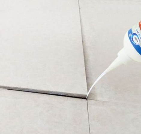 西盟瓷砖空鼓维修公司分享卫生间瓷砖脱落的原因可能有以下几点